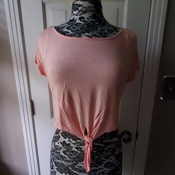 mine Tops - Mine tie front tee with intricate knitted back